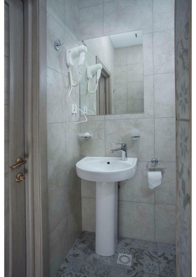 Fanfan Hotel Odessa Zewnętrze zdjęcie