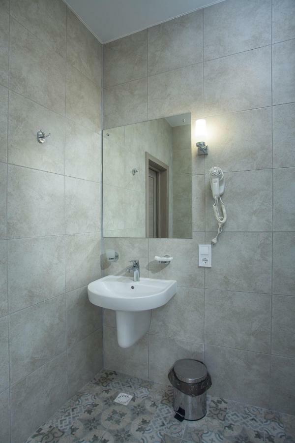 Fanfan Hotel Odessa Zewnętrze zdjęcie