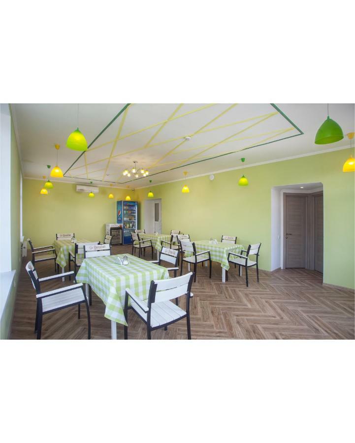 Fanfan Hotel Odessa Zewnętrze zdjęcie